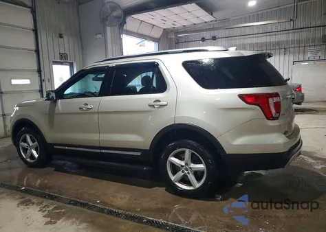 2017 Ford Explorer Xlt z USA, uszkodzony, nr VIN 1FM5K8D88HGD47833